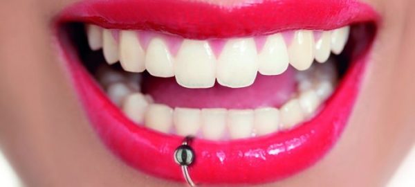 Piercings. ¿Qué daños provocan en tu boca?